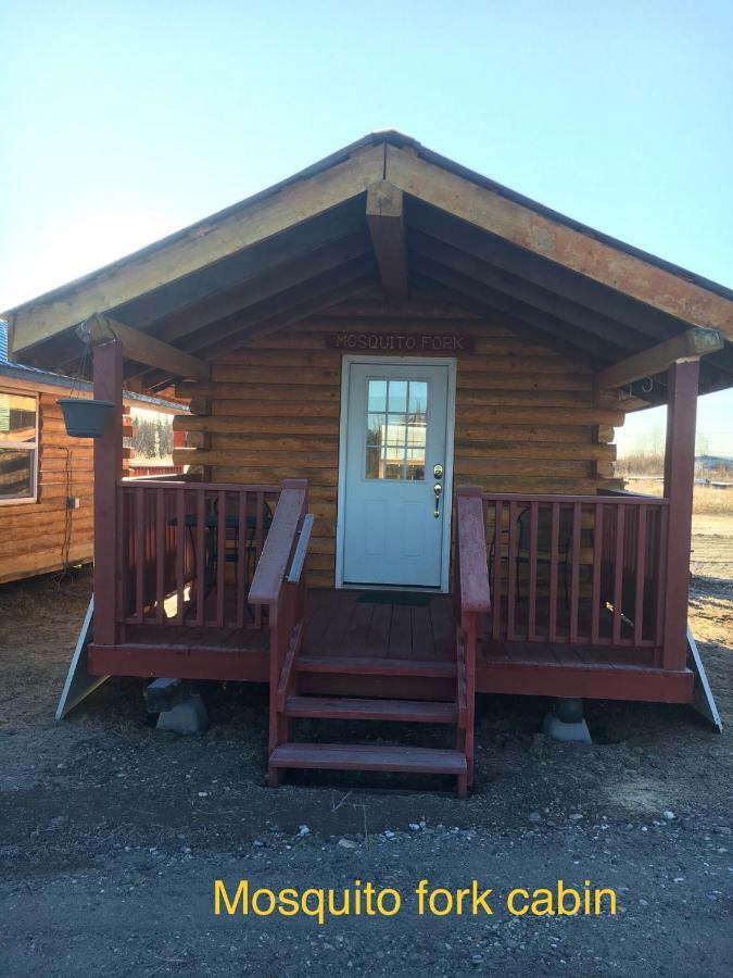 Alaska Log Cabins On The Pond Clear Creek Park Extérieur photo