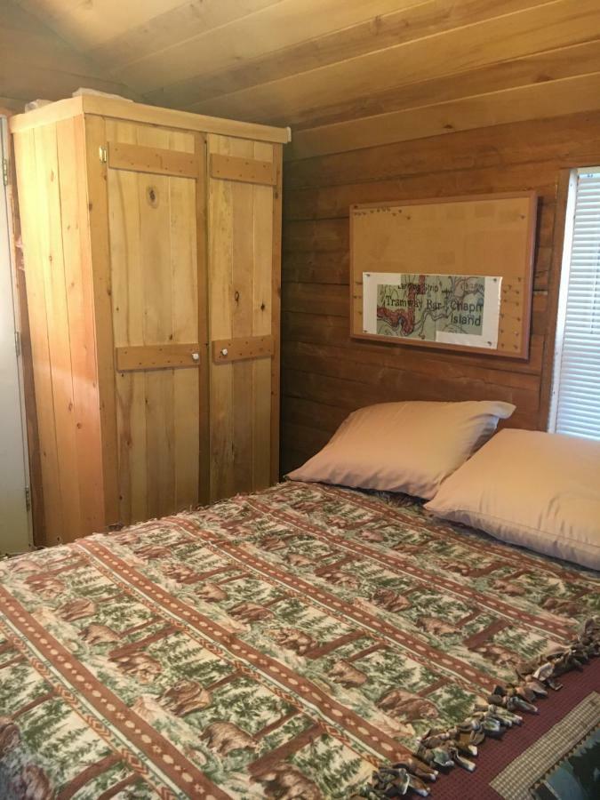 Alaska Log Cabins On The Pond Clear Creek Park Extérieur photo
